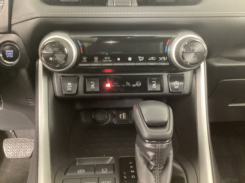 Used 2024 Toyota RAV4 XLE w/ Convenience Package AWD/4WD image 19