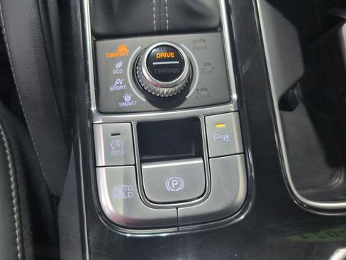 Used 2024 Kia Telluride EX X-Line AWD/4WD image 16
