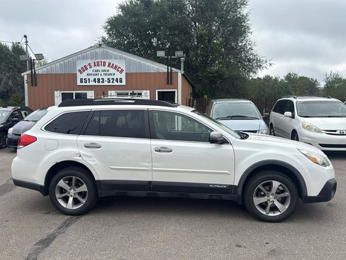 Used 2014 Subaru Outback 2.5i Limited AWD/4WD image 4