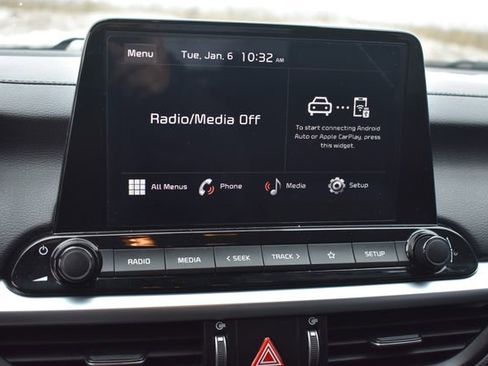 Certified 2023 Kia Forte LXS image 24