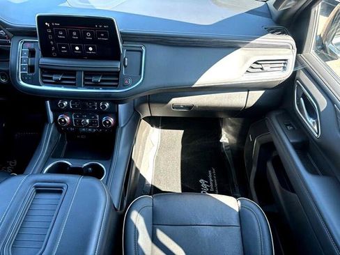 Used 2022 GMC Yukon SLT w/ SLT Luxury Package image 21