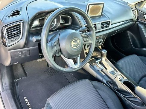 Used 2015 MAZDA MAZDA3 i Touring image 9