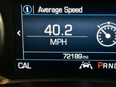 Used 2020 Chevrolet Equinox LT w/ Driver Convenience Package image 21