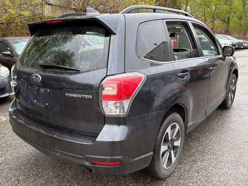 Used 2018 Subaru Forester 2.5i Limited AWD/4WD image 8