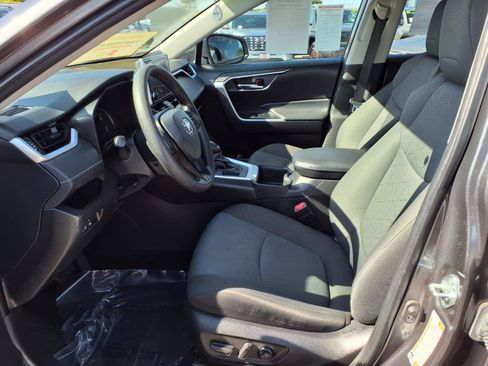 Certified 2024 Toyota RAV4 XLE FWD image 16