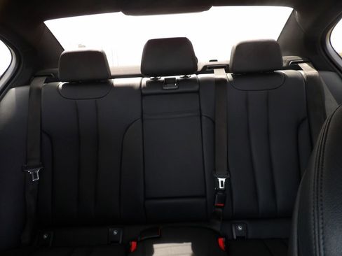 Used 2018 BMW 530i RWD image 25