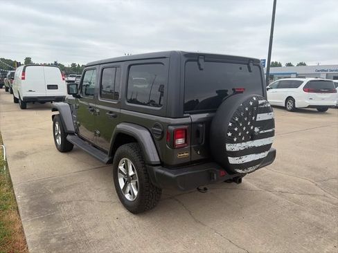 Used 2020 Jeep Wrangler Unlimited Sahara AWD/4WD image 4