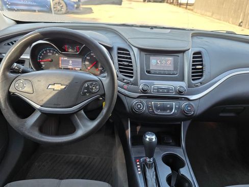 Used 2015 Chevrolet Impala LTZ FWD image 9