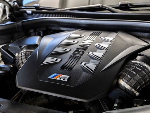 Certified 2024 BMW X5 M60i image 37