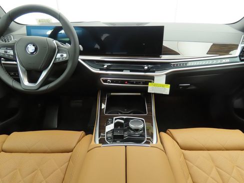 Used 2026 BMW X5 xDrive40i w/ Climate Comfort Package AWD/4WD image 14