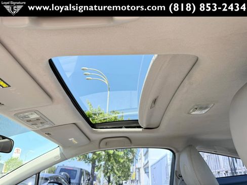 Used 2012 Honda Civic EX-L image 26