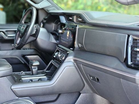 Used 2024 GMC Sierra 1500 AT4X image 13