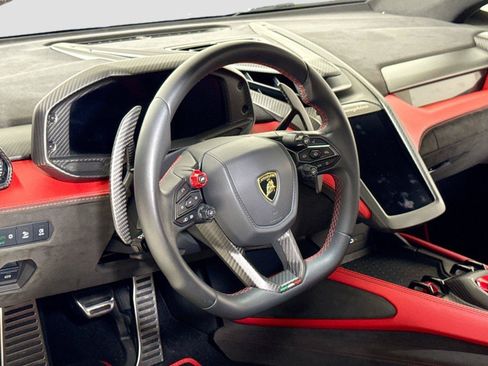 Used 2024 Lamborghini Revuelto AWD/4WD image 16