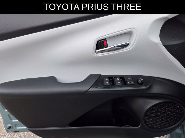 Used 2016 Toyota Prius Three FWD image 25
