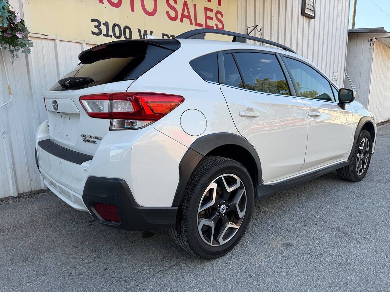 Used 2018 Subaru Crosstrek 2.0i Limited AWD/4WD image 4