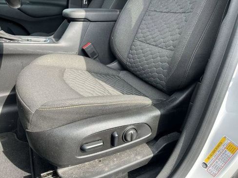 Used 2019 Chevrolet Equinox LT w/ Sun & Navigation Package AWD/4WD image 19