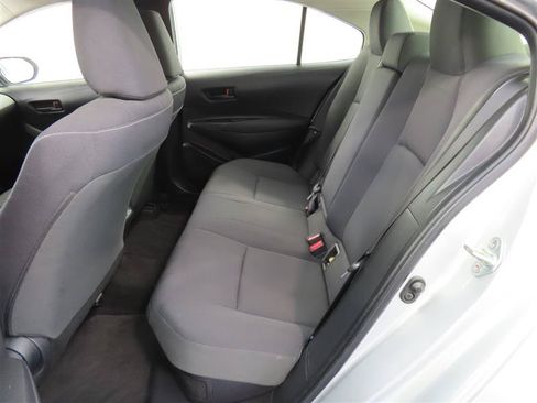 Used 2025 Toyota Corolla LE FWD image 32