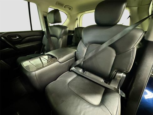 Used 2024 INFINITI QX80 Luxe image 25