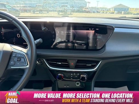 Used 2024 Buick Encore GX Sport Touring AWD/4WD image 15
