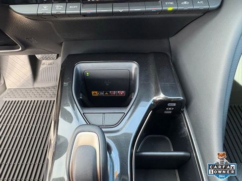 Certified 2025 Toyota Crown Signia image 21