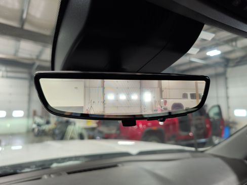 Used 2024 GMC Sierra 2500 Denali w/ Denali Reserve Package image 13