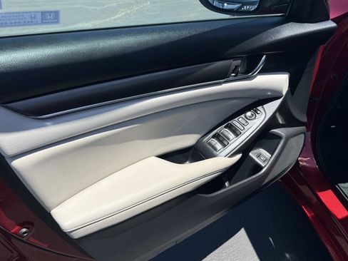 Certified 2020 Honda Accord LX image 6