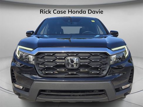 Certified 2025 Honda Passport EX-L image 5