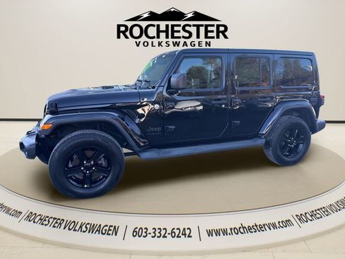 Used 2020 Jeep Wrangler Unlimited Sahara image 3