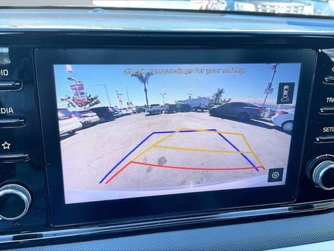 Used 2022 Kia K5 LXS FWD image 21