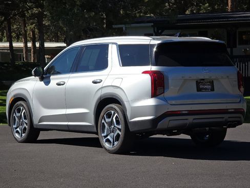 Used 2024 Hyundai Palisade SEL image 6