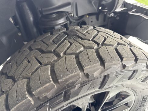 Used 2023 Jeep Wrangler Unlimited Sahara image 11