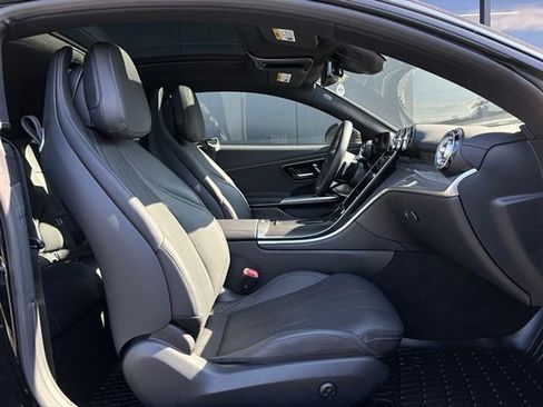 Certified 2025 Mercedes-Benz CLE 300 4MATIC Coupe image 25