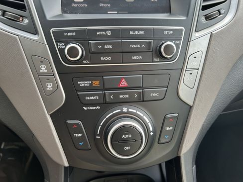 Used 2017 Hyundai Santa Fe Sport image 14