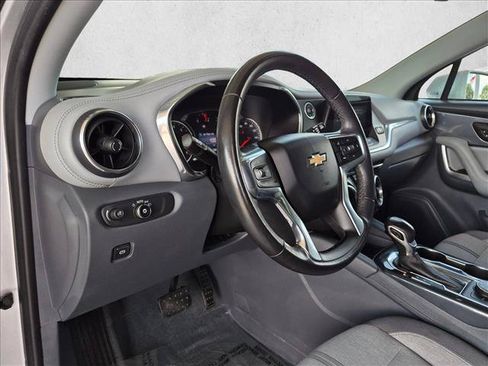 Used 2019 Chevrolet Blazer LT FWD image 10