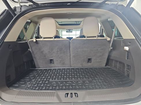 Used 2024 Lincoln Aviator Reserve w/ Equipment Group 201A AWD/4WD image 17