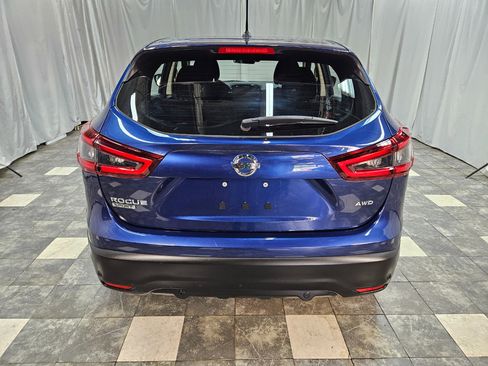 Used 2021 Nissan Rogue Sport S image 4