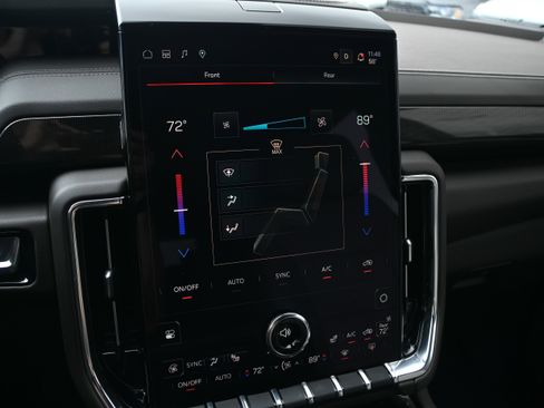 Used 2025 GMC Yukon Elevation w/ Technology Package image 23