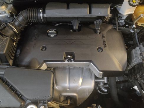 Used 2019 Buick Envision Essence AWD/4WD image 30