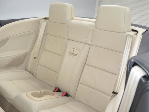 Used 2014 Volkswagen Eos Executive image 21