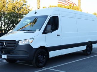 New 2026 Mercedes-Benz Sprinter 2500 video 1