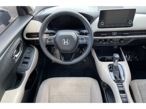 Certified 2023 Honda HR-V LX image 16