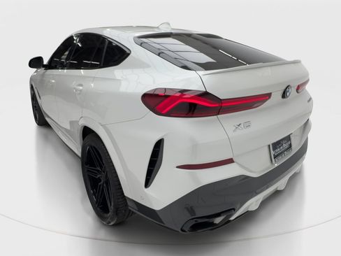 Used 2023 BMW X6 xDrive40i w/ M Sport Package AWD/4WD image 10