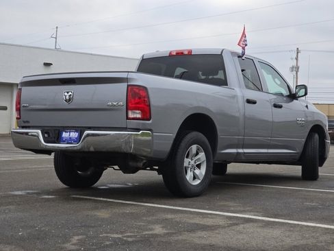 Used 2024 RAM 1500 Classic SLT image 19