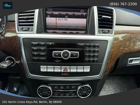 Used 2013 Mercedes-Benz GL 450 4MATIC image 26