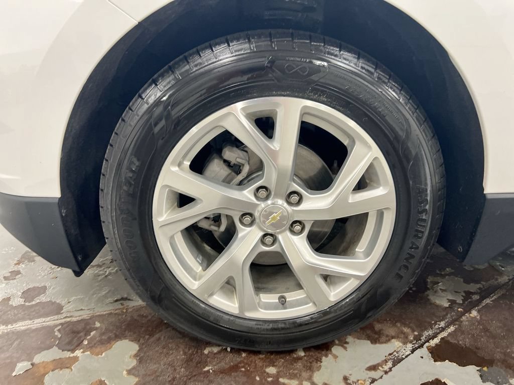 Used 2020 Chevrolet Equinox Premier FWD image 26