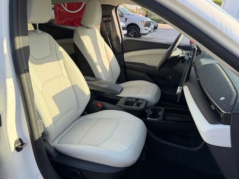 Used 2026 Ford Mustang Mach-E Premium RWD image 17