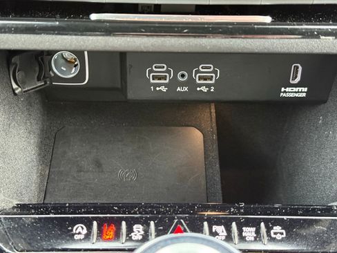 Used 2022 Jeep Wagoneer Series III w/ Premium Group I image 27