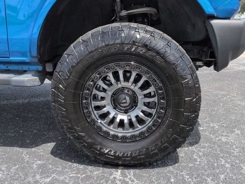 Used 2023 Ford Bronco Outer Banks AWD/4WD image 11