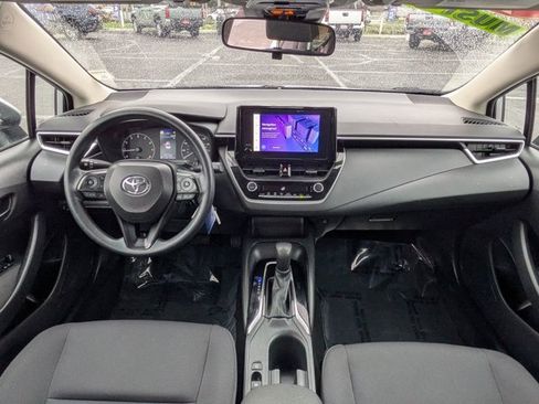 Used 2023 Toyota Corolla LE image 15