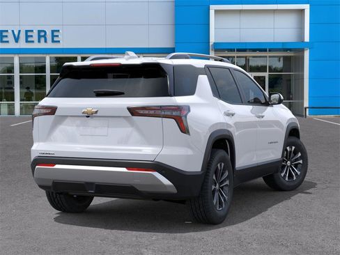 New 2026 Chevrolet Equinox LT image 4